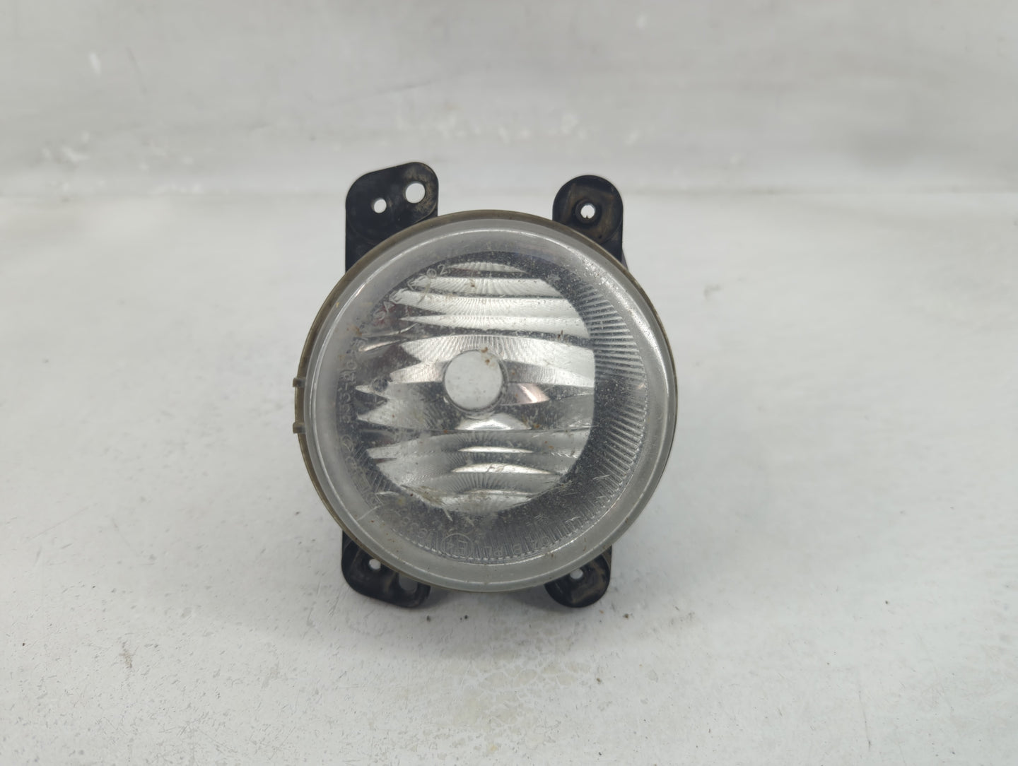 Dodge Journey Passenger Right Oem Fog Light Lamp - Oemusedautoparts1.com