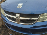 2009 Dodge Journey Front Grille Bumper Not Included - Oemusedautoparts1.com