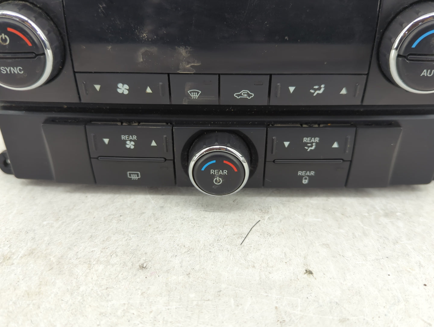 2009 Dodge Journey Climate Control Module Temperature AC/Heater Replacement P/N:55111894AD Fits OEM Used Auto Parts - Oemuse