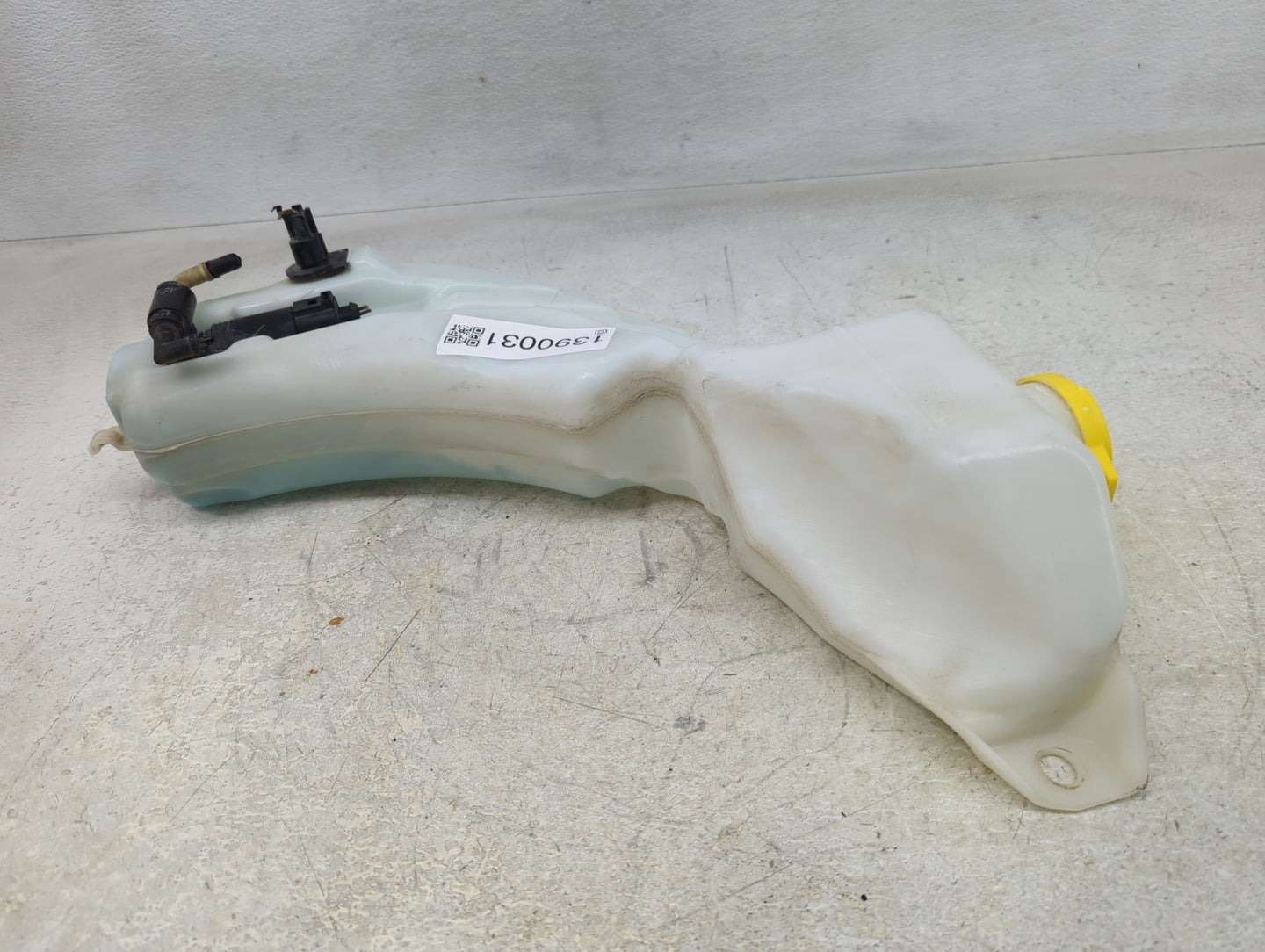 2009 Dodge Journey Windshield Washer Fluid Reservoir Bottle Oem - Oemusedautoparts1.com