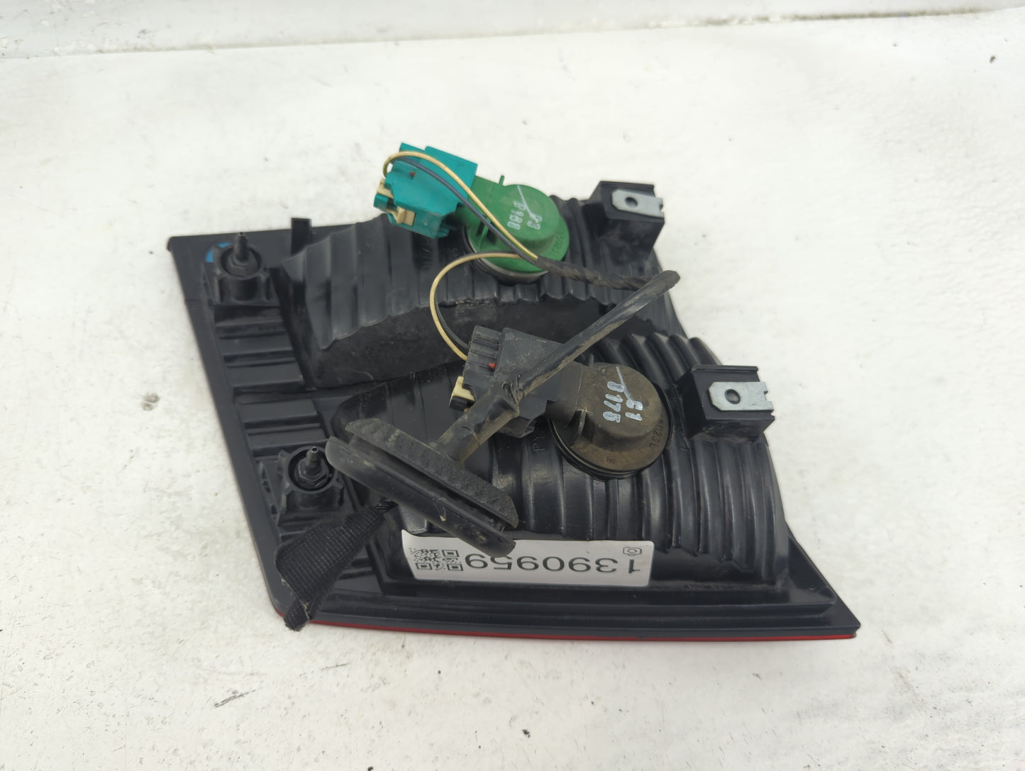 2009 Dodge Journey Tail Light Assembly Passenger Right OEM P/N:04806368AA Fits OEM Used Auto Parts - Oemusedautoparts1.com