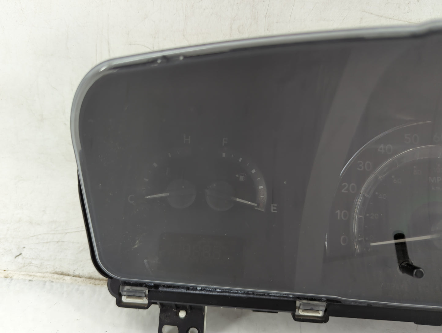 2009 Dodge Journey Instrument Cluster Speedometer Gauges P/N:P05172794AB Fits OEM Used Auto Parts - Oemusedautoparts1.com