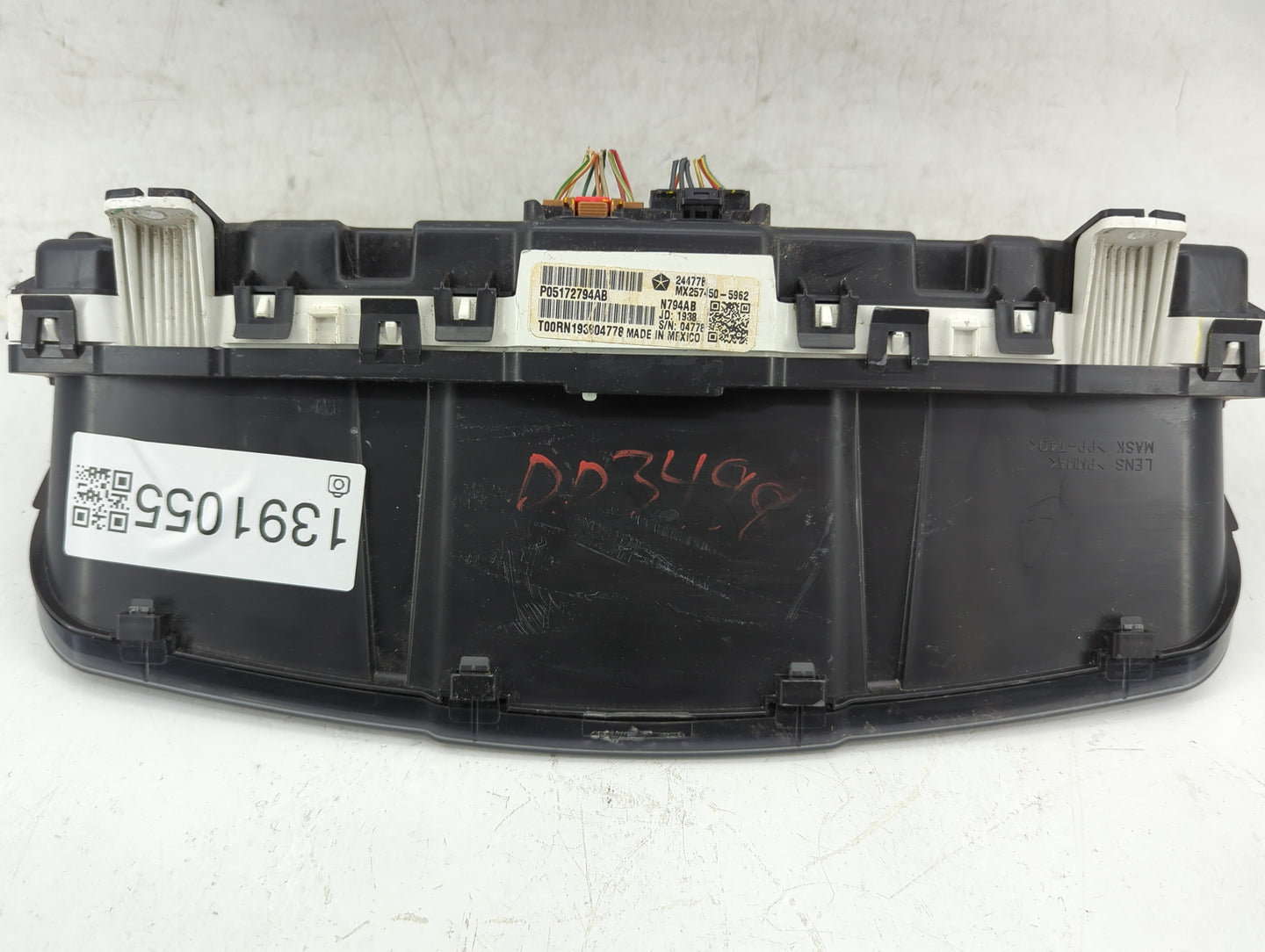 2009 Dodge Journey Instrument Cluster Speedometer Gauges P/N:P05172794AB Fits OEM Used Auto Parts - Oemusedautoparts1.com