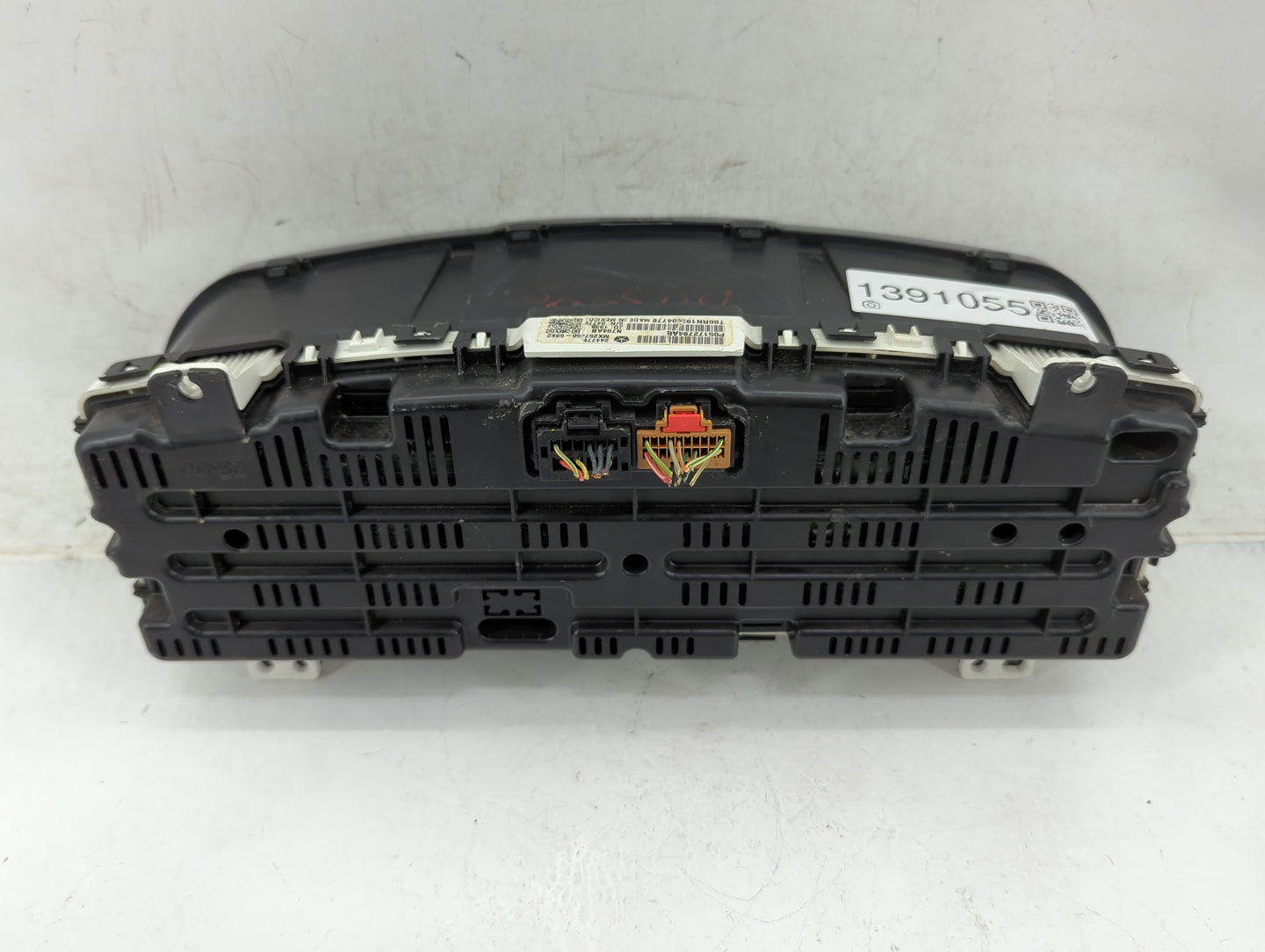 2009 Dodge Journey Instrument Cluster Speedometer Gauges P/N:P05172794AB Fits OEM Used Auto Parts - Oemusedautoparts1.com
