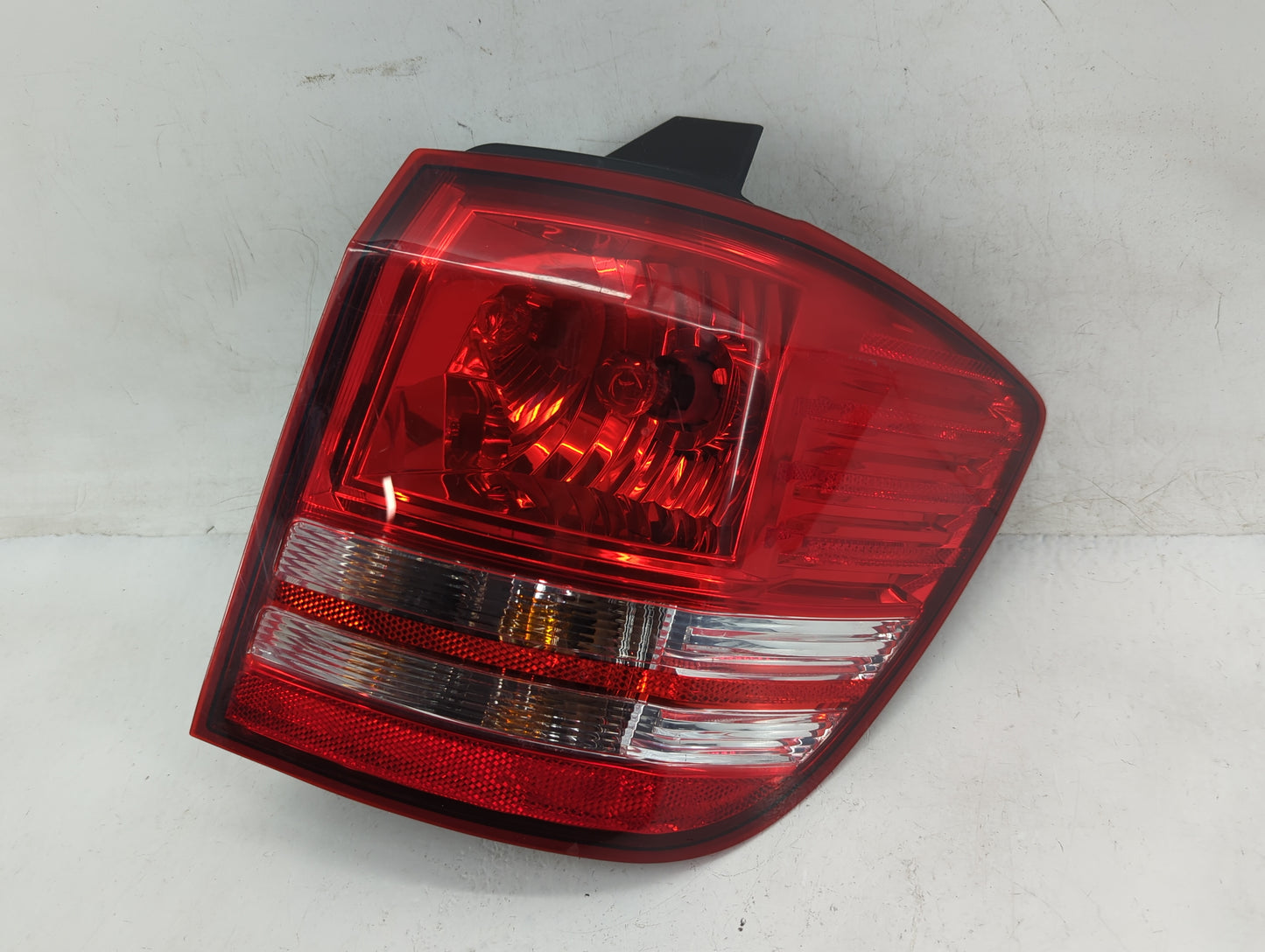2009 Dodge Journey Tail Light Assembly Passenger Right OEM P/N:68185888AA Fits OEM Used Auto Parts - Oemusedautoparts1.com