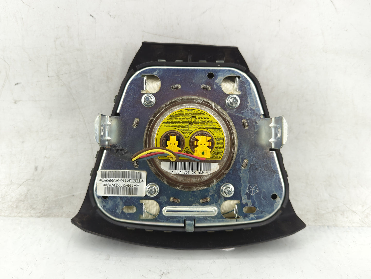 2009 Dodge Journey Air Bag Driver Left Steering Wheel Mounted P/N:P1MP01XDVAA Fits OEM Used Auto Parts - Oemusedautoparts1.c