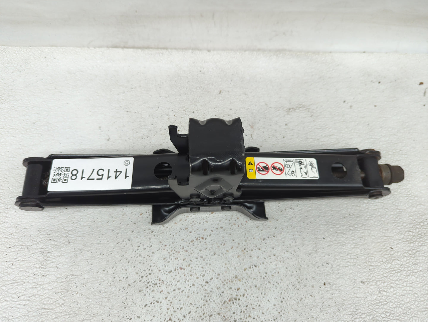 2009 Dodge Journey Spare Scissor Car Jack - Oemusedautoparts1.com