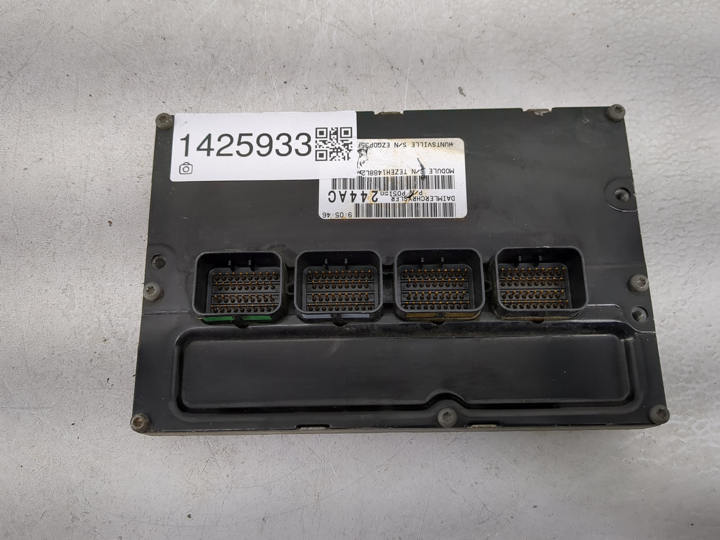 2009-2010 Dodge Journey PCM Engine Control Computer ECU ECM PCU OEM P/N:P05150244AC Fits Fits 2009 2010 OEM Used Auto Parts 