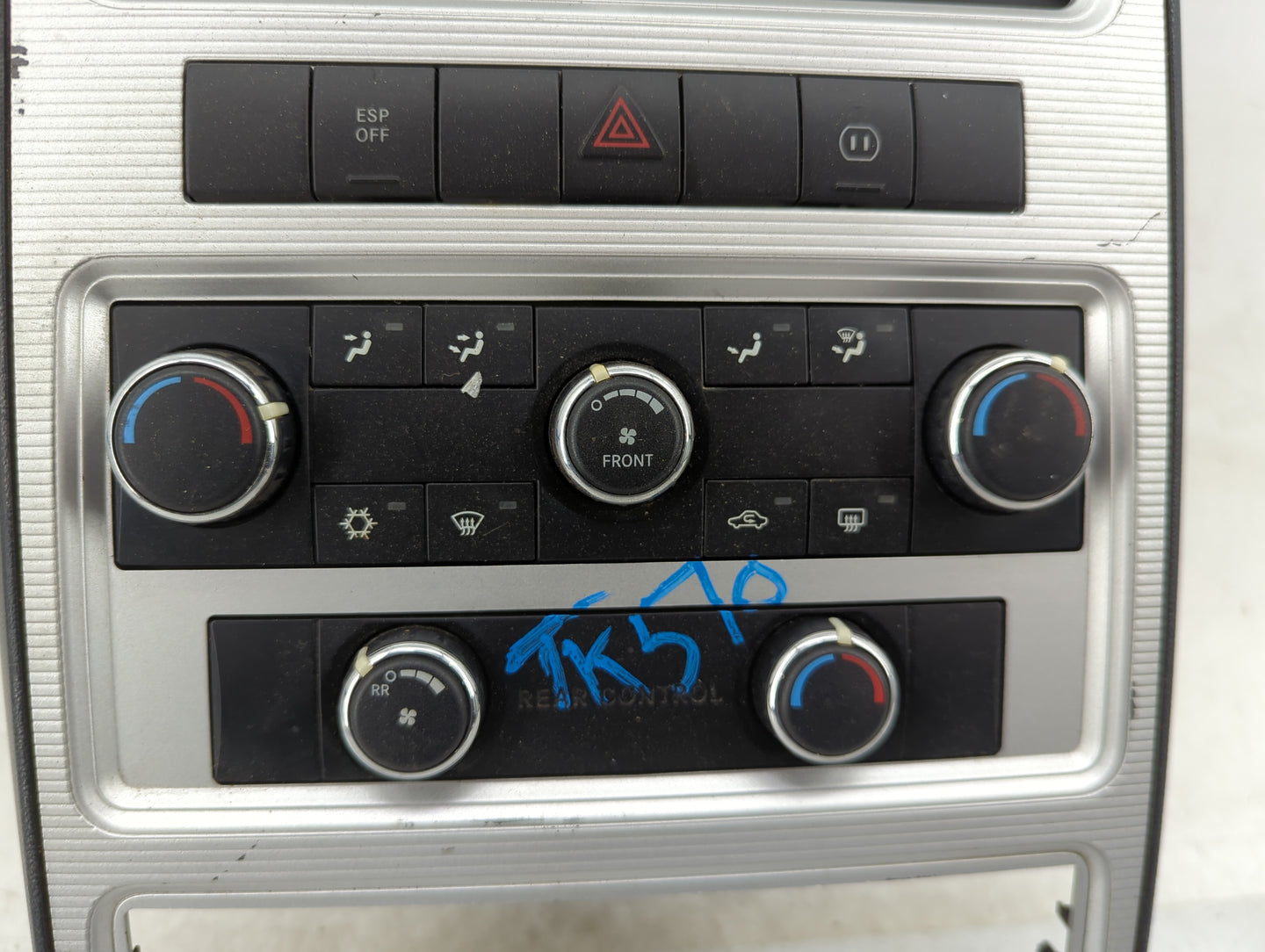 2009-2011 Dodge Journey Climate Control Module Temperature AC/Heater Replacement P/N:P55111892AF Fits Fits 2008 2009 2010 20