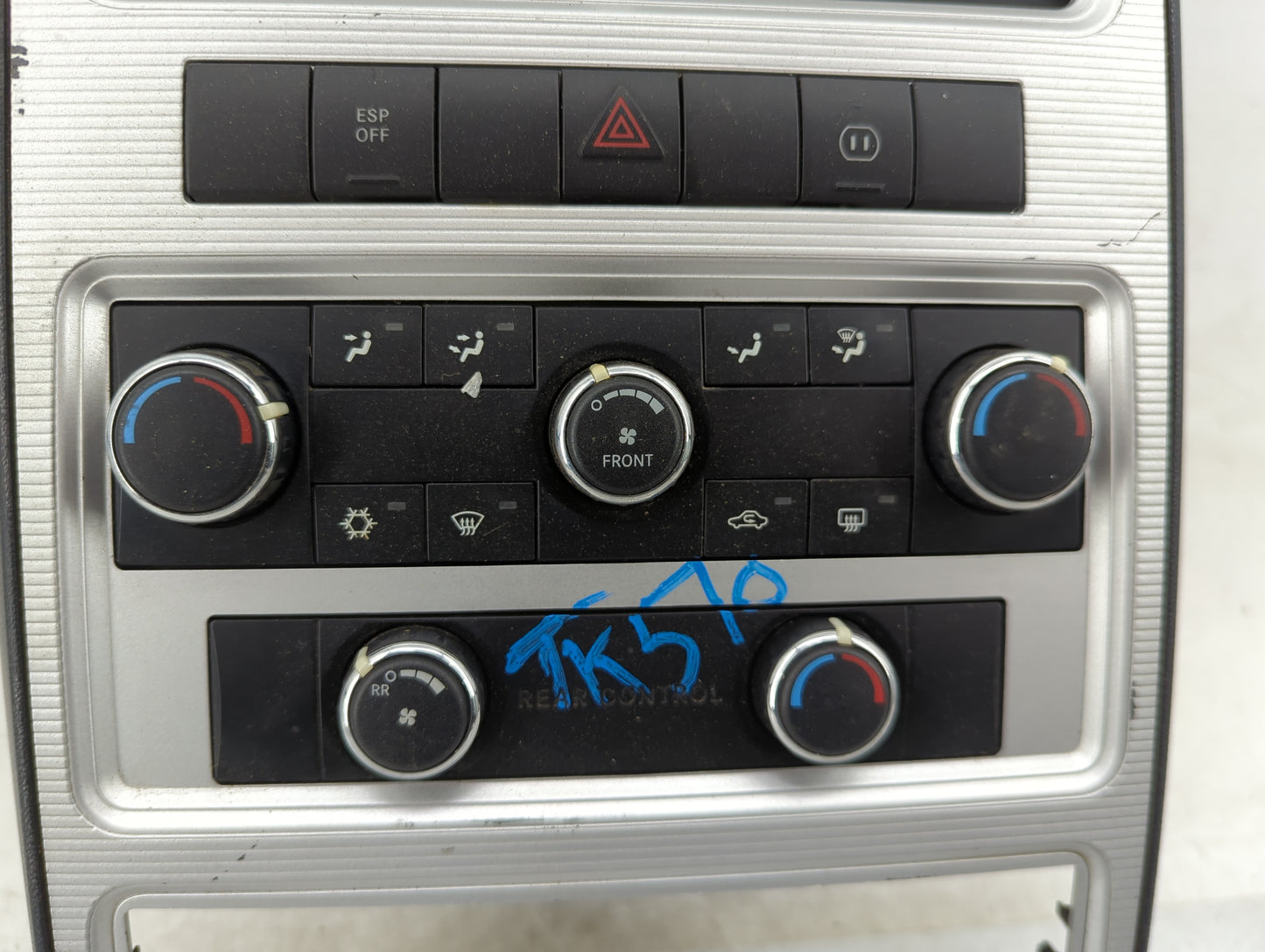 2009-2011 Dodge Journey Climate Control Module Temperature AC/Heater Replacement P/N:P55111892AF Fits Fits 2008 2009 2010 20