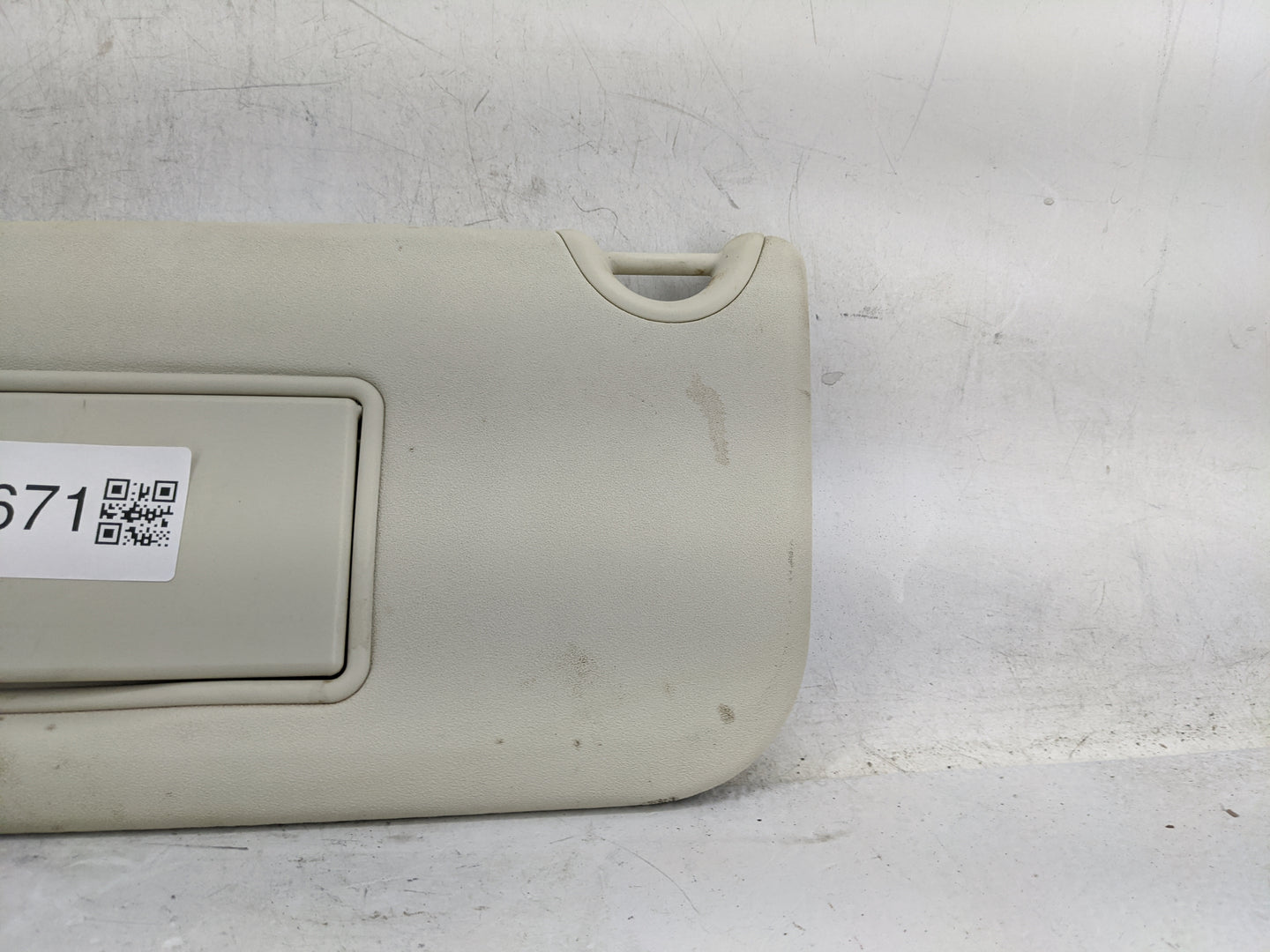 2009-2010 Dodge Journey Sun Visor Shade Replacement Driver Left Mirror Fits Fits 2009 2010 OEM Used Auto Parts - Oemusedauto