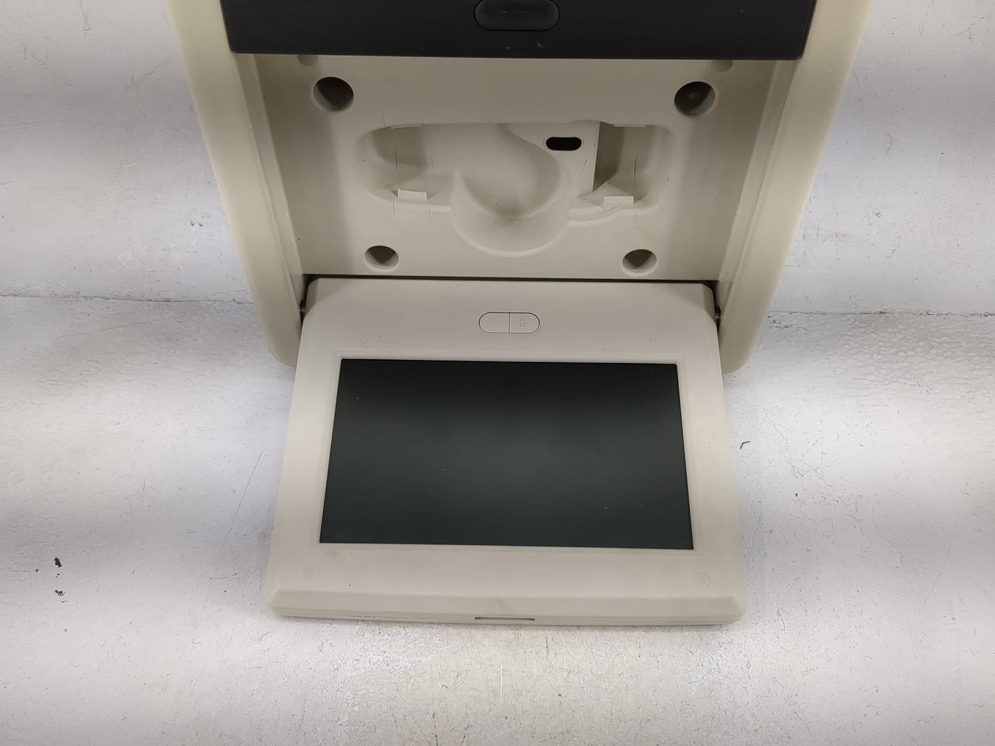 2009 Dodge Journey Information Display Screen Beige - Oemusedautoparts1.com