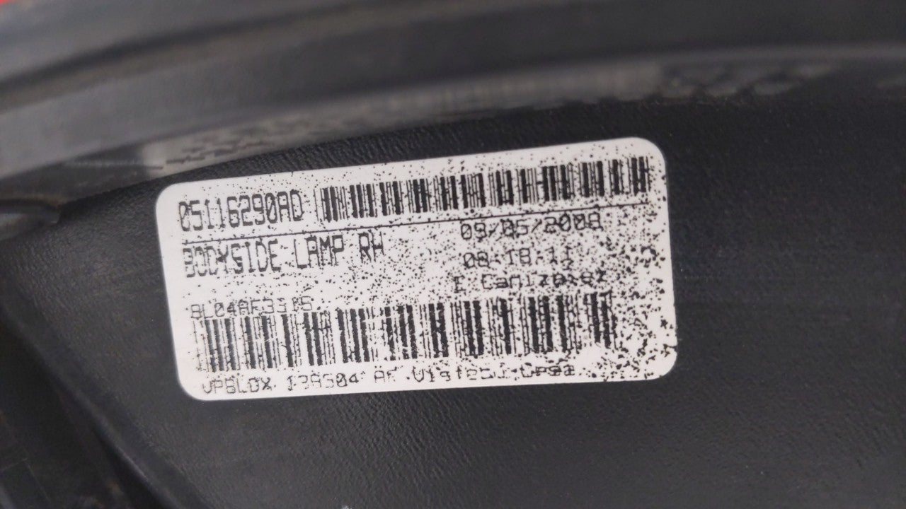 2009 Dodge Journey Tail Light Assembly Passenger Right OEM P/N:05067785AB 05067784AB, 05116290AD Fits OEM Used Auto Parts - 