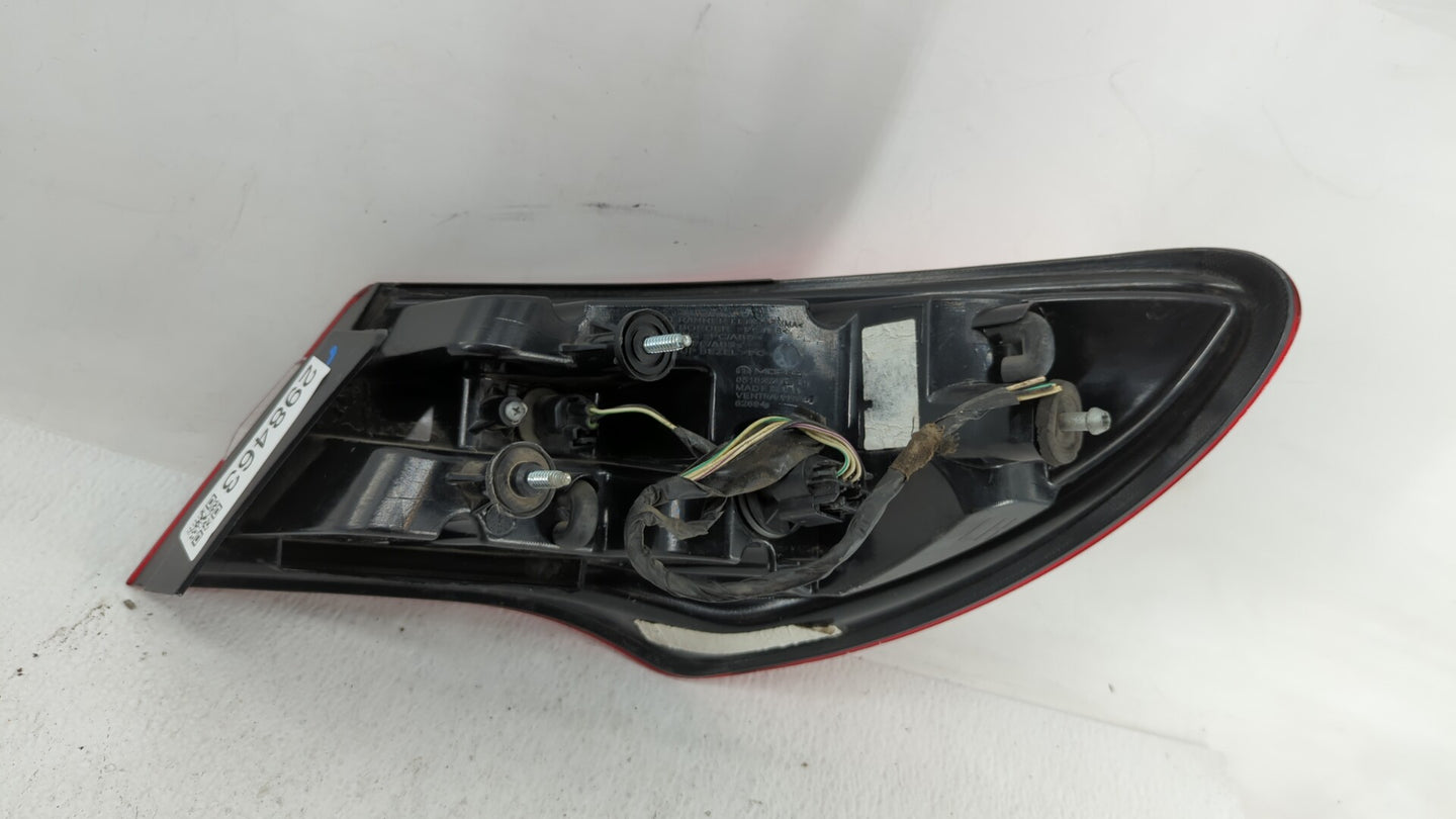 2009 Dodge Journey Tail Light Assembly Driver Left OEM P/N:68185889AA 05116291AD, 05116291AE, 05067785A Fits OEM Used Auto P