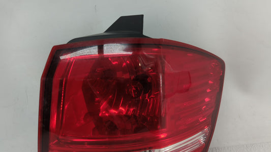2009 Dodge Journey Tail Light Assembly Passenger Right OEM P/N:05116290AE 05067785AB, 05067784AB, 05116290AD Fits OEM Used Auto Parts