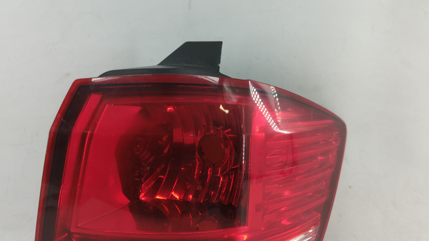 2009 Dodge Journey Tail Light Assembly Passenger Right OEM P/N:05116290AE 05067785AB, 05067784AB, 05116290AD Fits OEM Used A