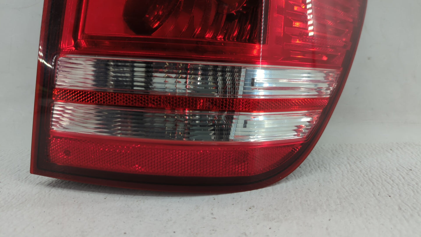 2009 Dodge Journey Tail Light Assembly Passenger Right OEM P/N:05116290AE 05067785AB, 05067784AB, 05116290AD Fits OEM Used A