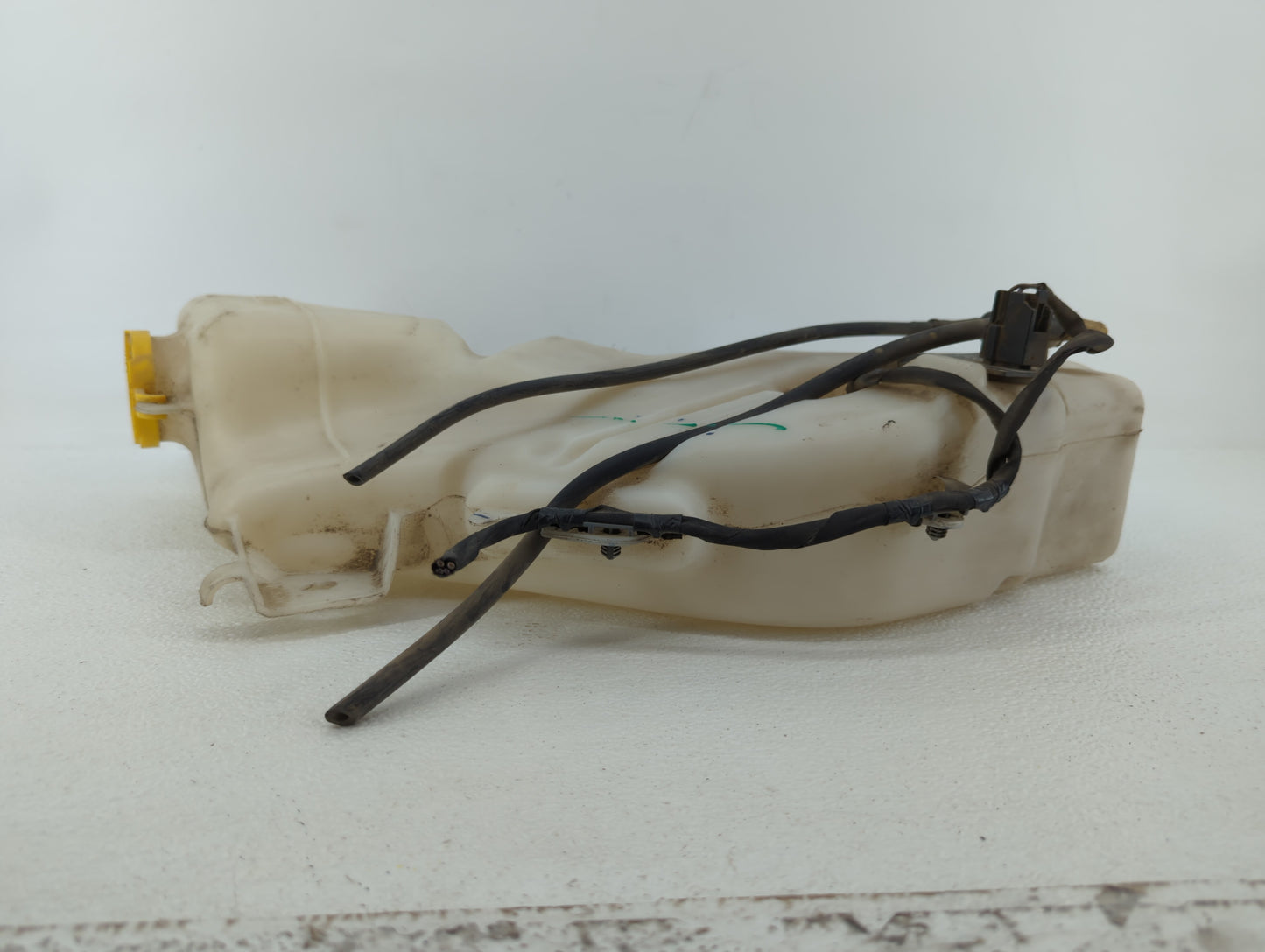 2009-2017 Dodge Journey Windshield Washer Fluid Reservoir Bottle Oem - Oemusedautoparts1.com