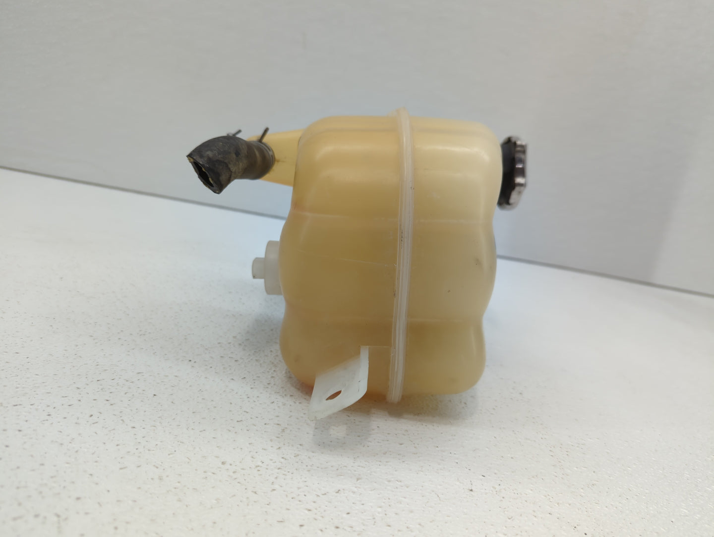 2009-2017 Dodge Journey Windshield Washer Fluid Reservoir Bottle Oem - Oemusedautoparts1.com