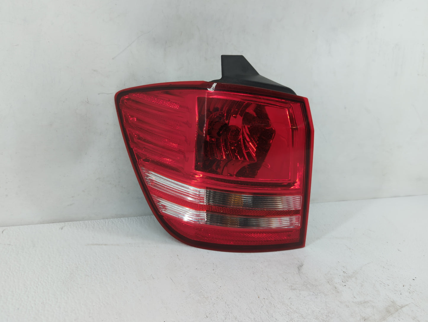 2009 Dodge Journey Tail Light Assembly Driver Left OEM P/N:05067785AB Fits OEM Used Auto Parts - Oemusedautoparts1.com