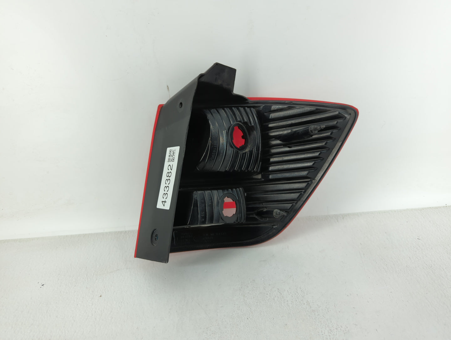 2009 Dodge Journey Tail Light Assembly Driver Left OEM P/N:05116291AD 05067785AB Fits OEM Used Auto Parts - Oemusedautoparts