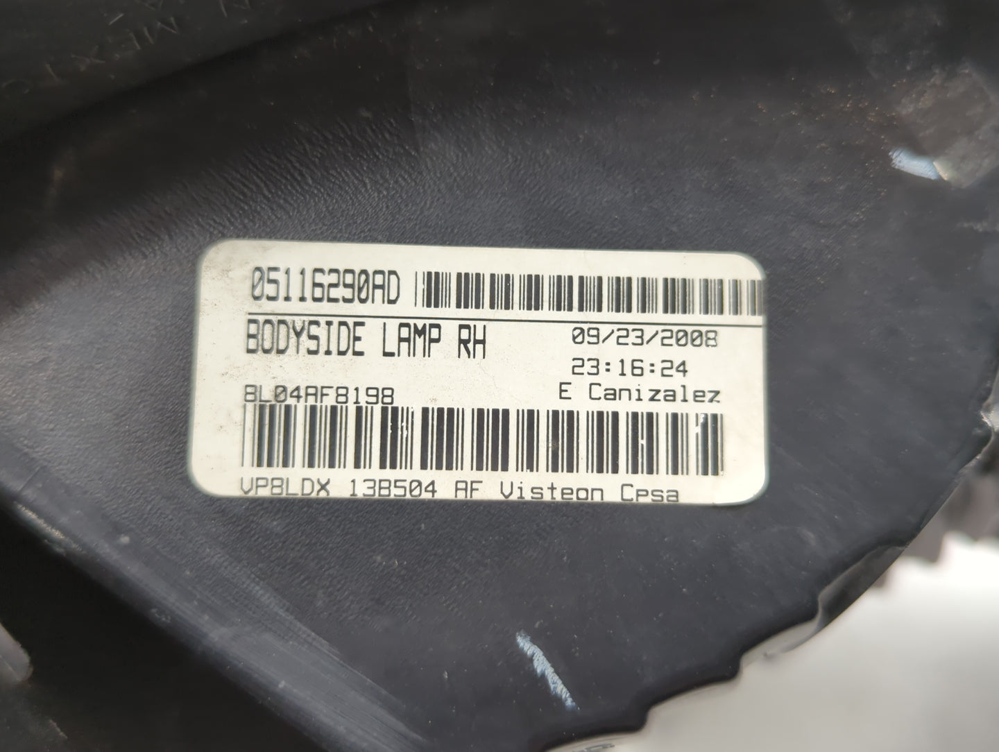 2009 Dodge Journey Tail Light Assembly Passenger Right OEM P/N:05116290AE 05067785AB, 05067784AB, 05116290AD Fits OEM Used A