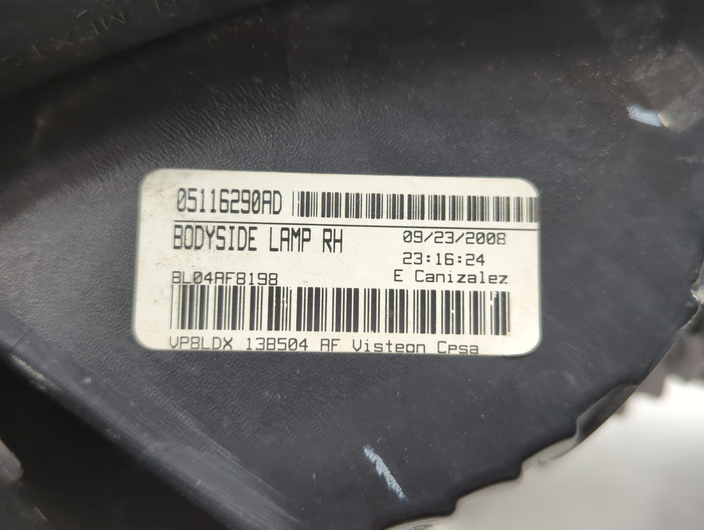 2009 Dodge Journey Tail Light Assembly Passenger Right OEM P/N:05116290AE 05067785AB, 05067784AB, 05116290AD Fits OEM Used A