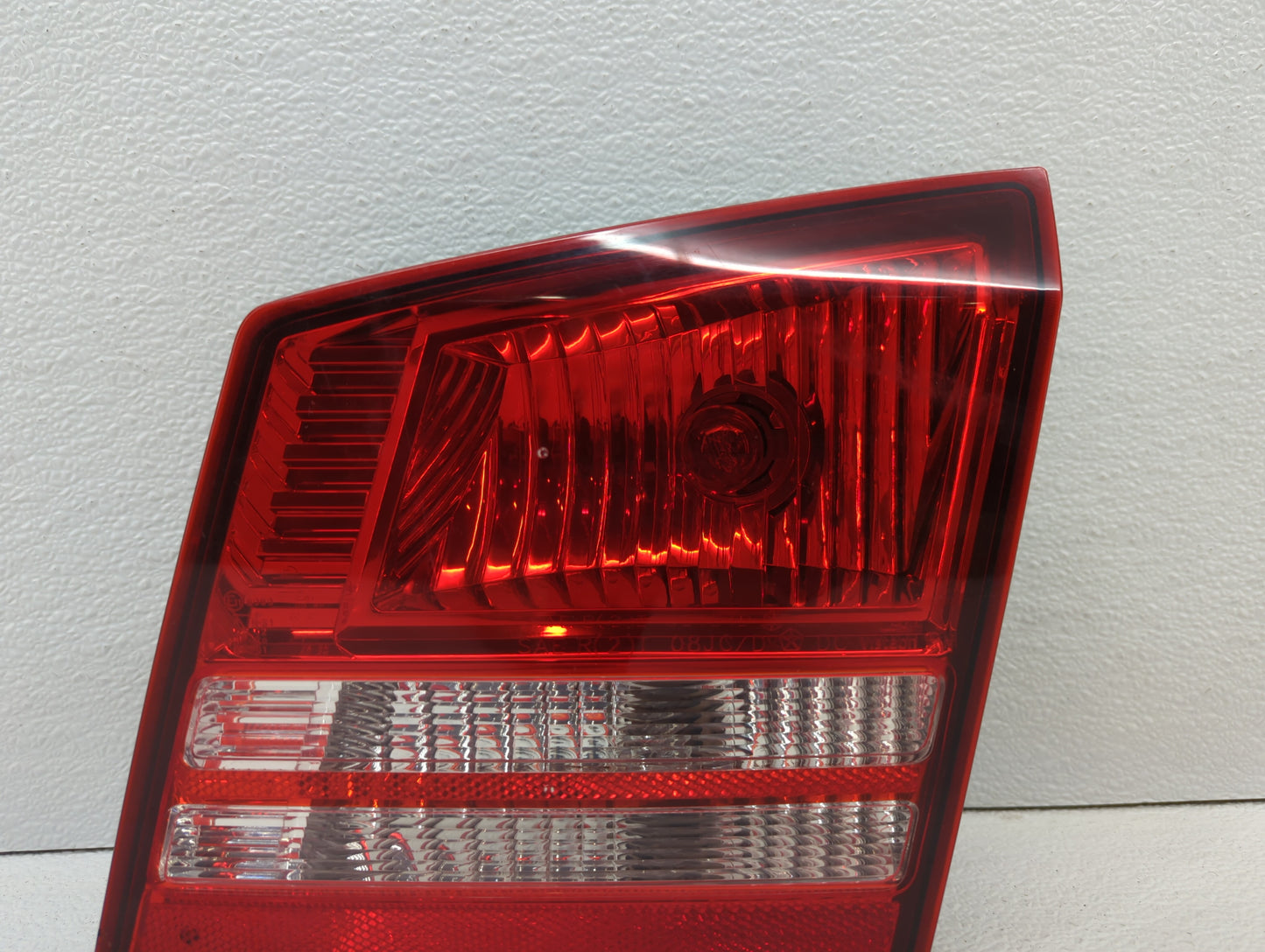 2009 Dodge Journey Tail Light Assembly Passenger Right OEM P/N:68073516AE 68073516AD Fits OEM Used Auto Parts - Oemusedautop