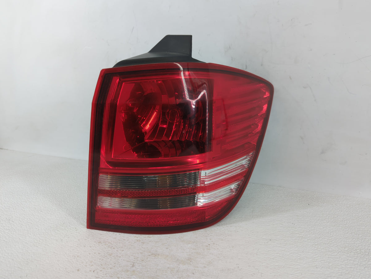 2009 Dodge Journey Tail Light Assembly Passenger Right OEM P/N:05116290AE 05067785AB, 05067784AB, 05116290AD Fits OEM Used A