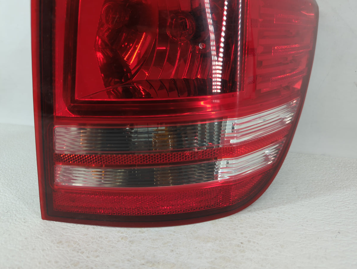 2009 Dodge Journey Tail Light Assembly Passenger Right OEM P/N:05116290AE 05067785AB, 05067784AB, 05116290AD Fits OEM Used A