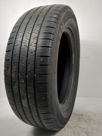 compare product Used Tire 225/55R17 NEXEN N5000 PLATINUM 102H - Tread Depth 6/32