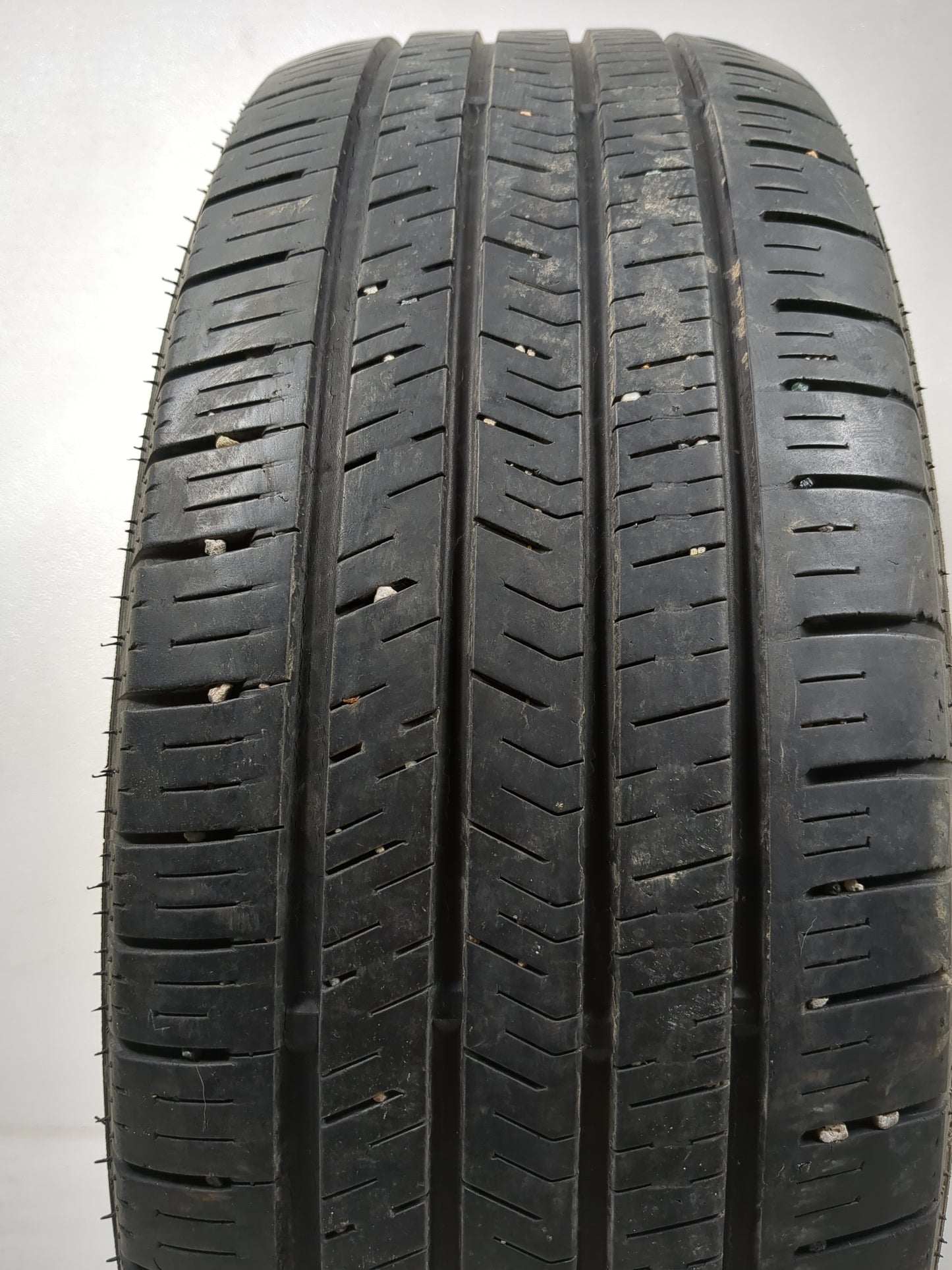 Used Tire 225/55R17 NEXEN N5000 PLATINUM 102H - Tread Depth 6/32 - Oemusedautoparts1.com