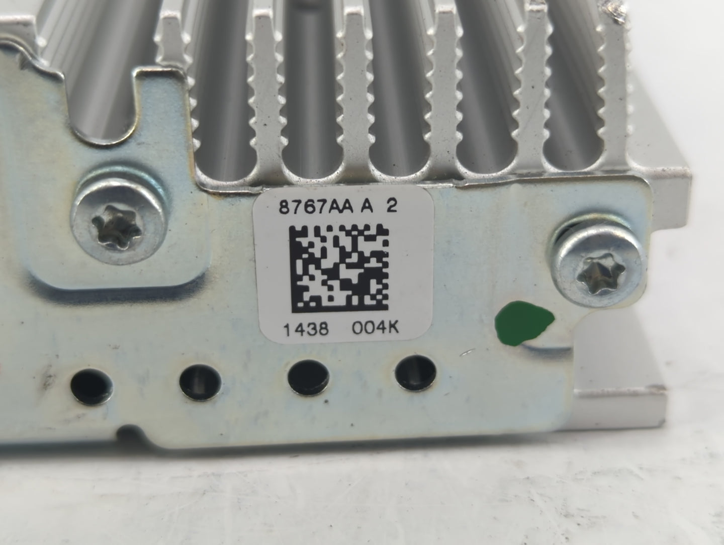 2009-2010 Dodge Journey Radio AM FM Cd Player Receiver Replacement P/N:1438 004K 8767AA A 2 Fits Fits 2009 2010 OEM Used Aut