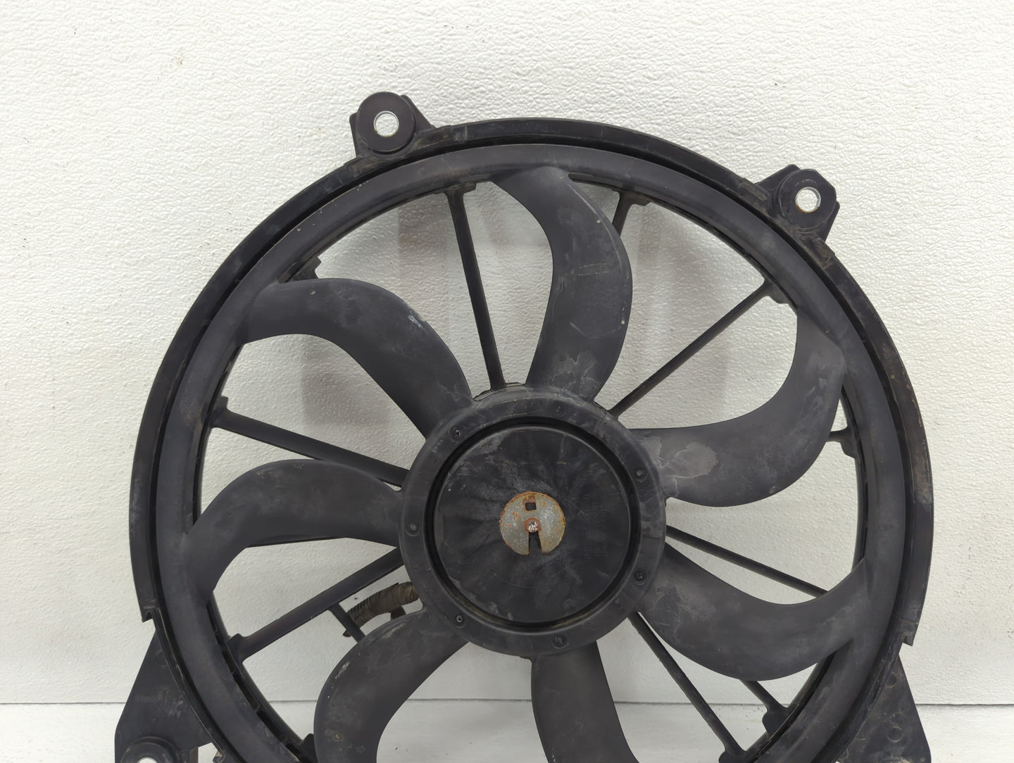 2009-2020 Dodge Journey Left Radiator Fan Motor Assembly Black - Oemusedautoparts1.com