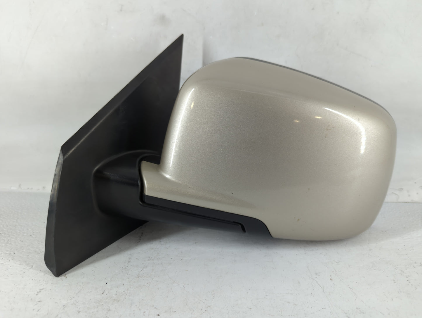 2009 Dodge Journey Driver Side View Mirror - Left Door Mirror OEM Used - Oemusedautoparts1.com