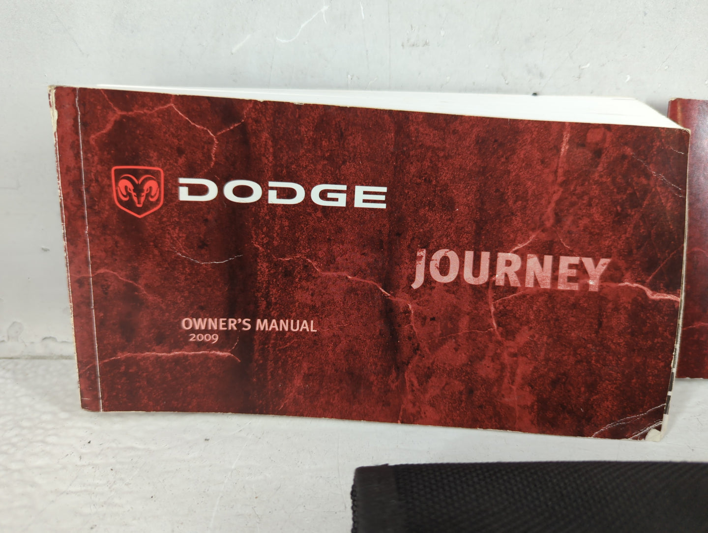 2009 Dodge Journey Owners Manual Book Guide P/N:81-226-0910 OEM Used Auto Parts - Oemusedautoparts1.com