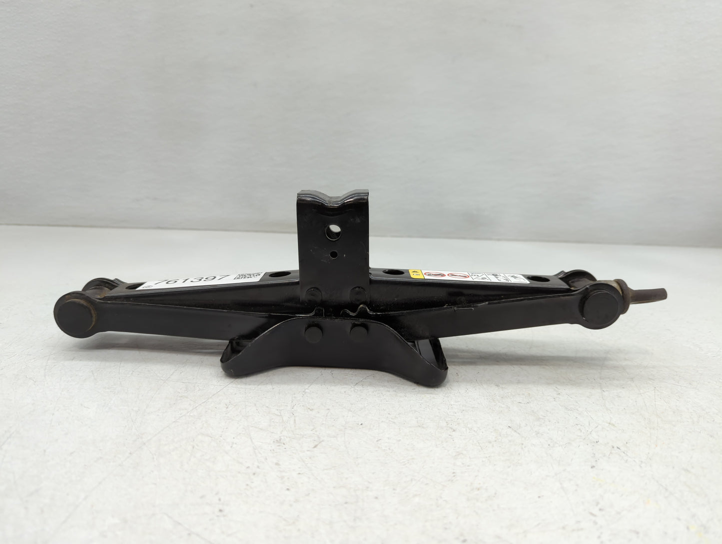 2009 Dodge Journey Spare Scissor Car Jack - Oemusedautoparts1.com