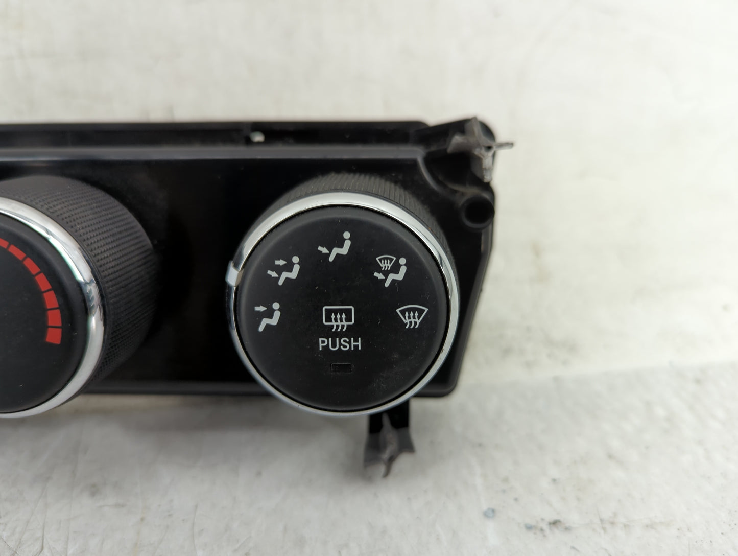 2009 Dodge Journey Climate Control Module Temperature AC/Heater Replacement P/N:P55111950AB Fits OEM Used Auto Parts - Oemus