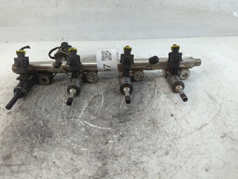 compare product 2009 Dodge Journey Fuel Injectors Fits OEM Used Auto Parts