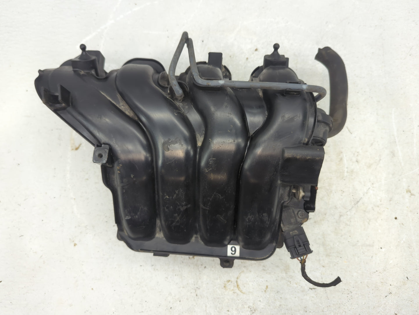 2009-2010 Dodge Journey Air Intake Manifold Fits Fits 2009 2010 OEM Used Auto Parts - Oemusedautoparts1.com