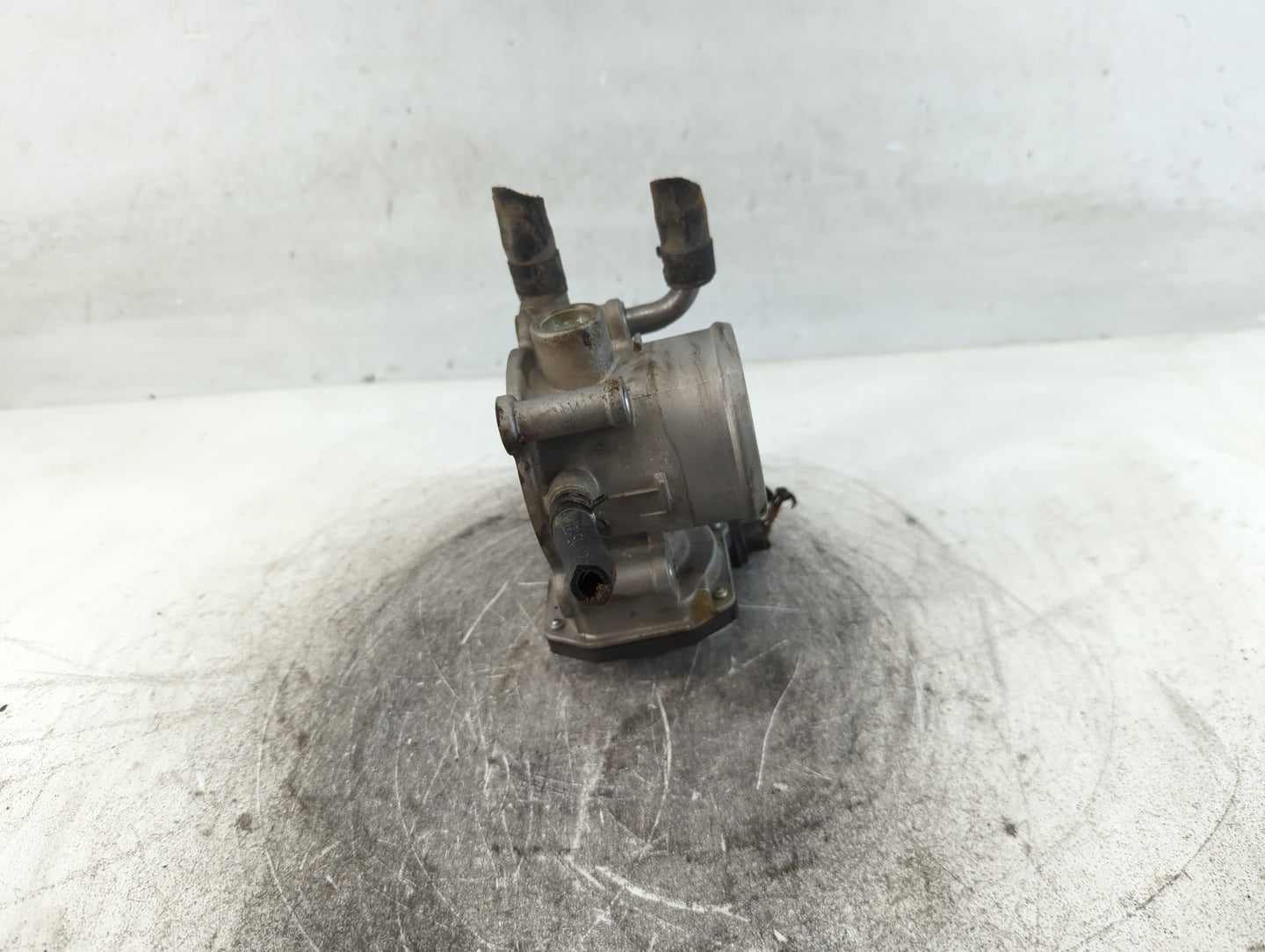 2009-2018 Dodge Journey Throttle Body P/N:35100-2B300 Fits Fits 2007 2008 2009 2010 2011 2012 2013 2014 2015 2016 2017 2018 