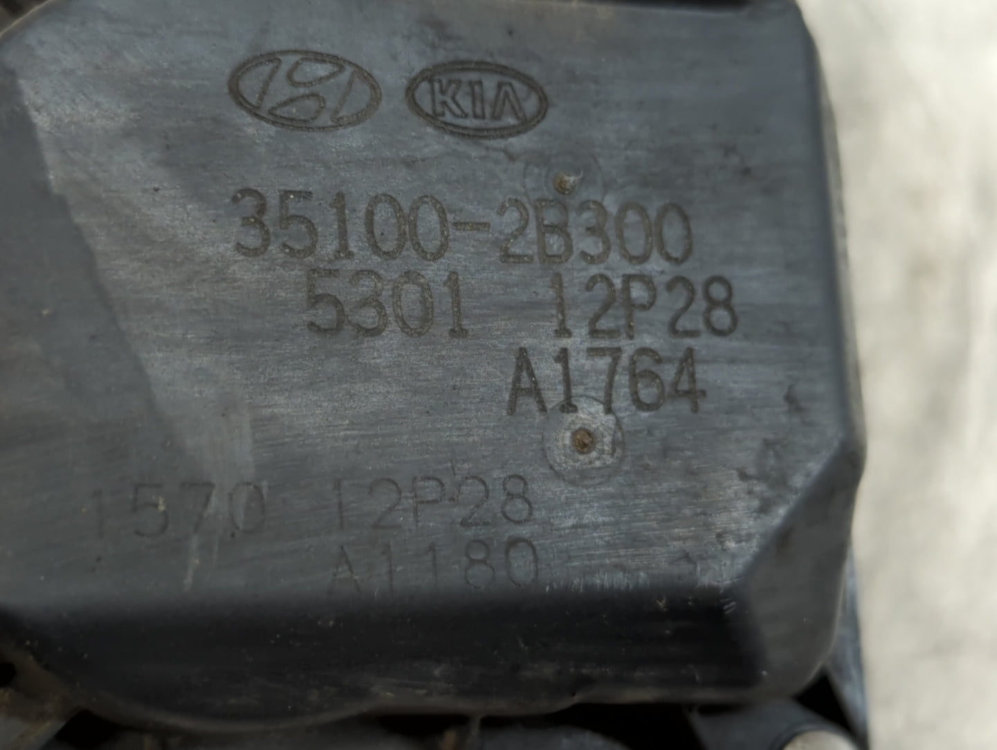 2009-2018 Dodge Journey Throttle Body P/N:35100-2B300 Fits Fits 2007 2008 2009 2010 2011 2012 2013 2014 2015 2016 2017 2018 