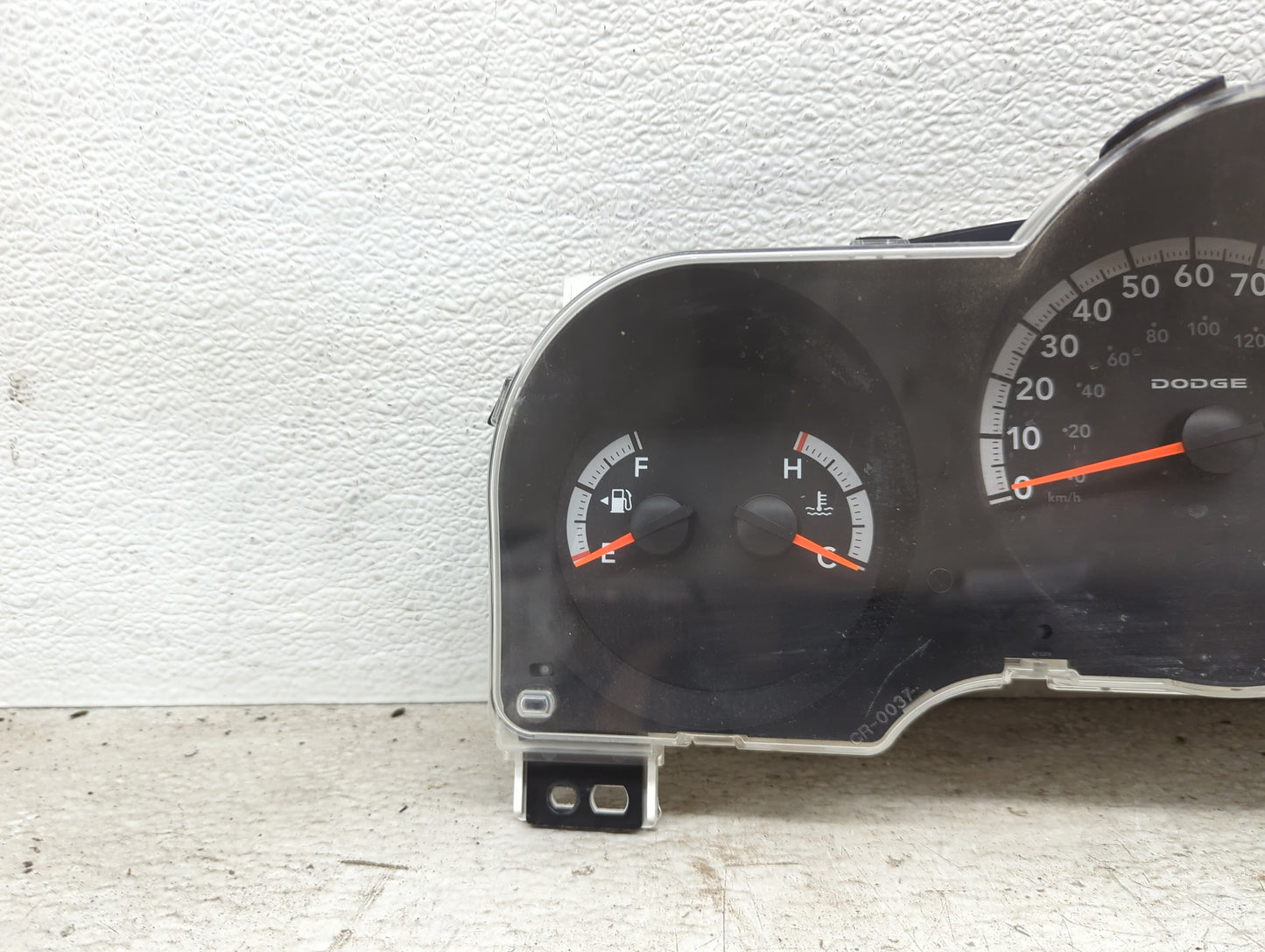 2009 Dodge Nitro Speedometer Instrument Cluster Gauges - Oemusedautoparts1.com