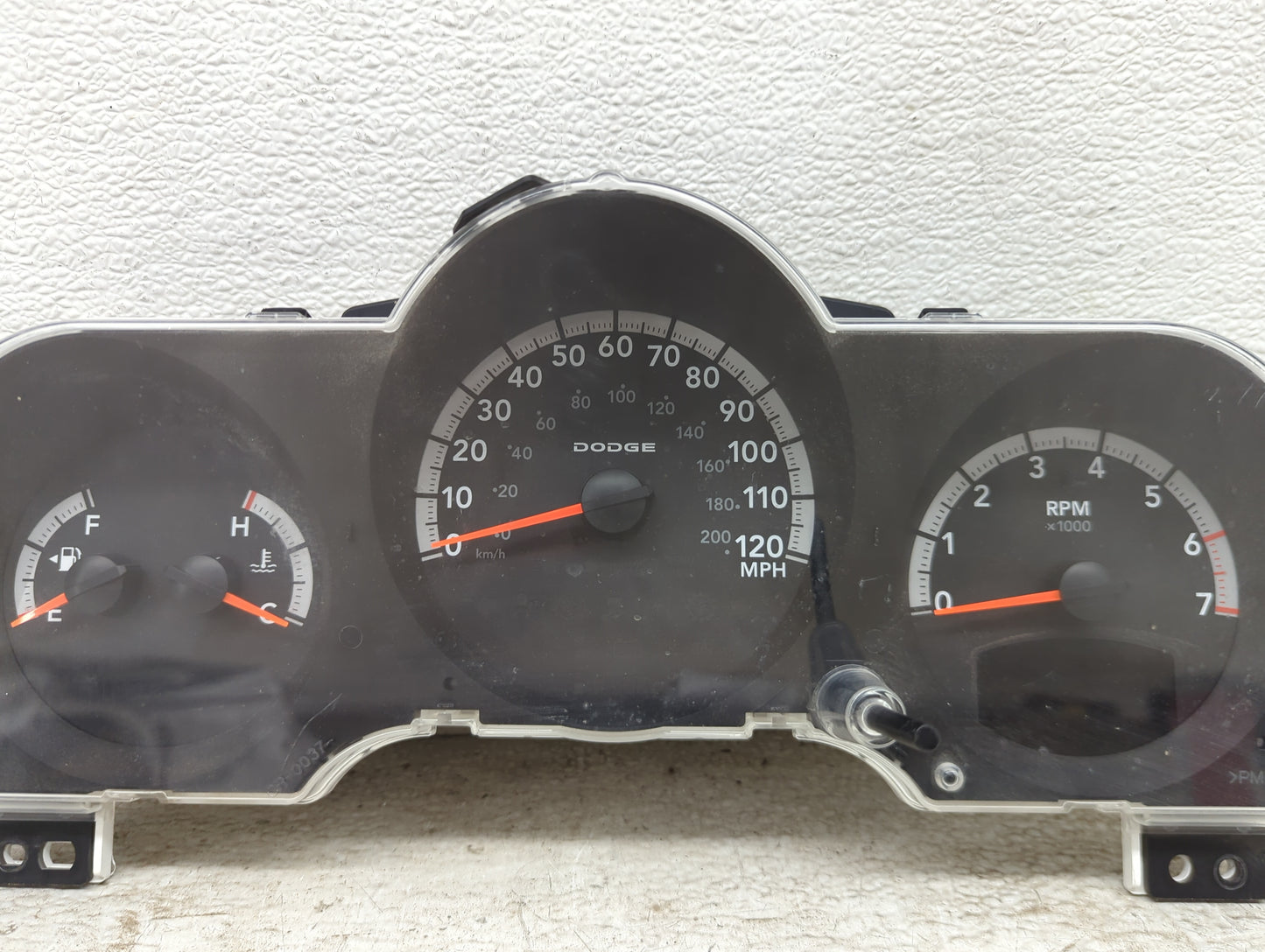 2009 Dodge Nitro Speedometer Instrument Cluster Gauges - Oemusedautoparts1.com