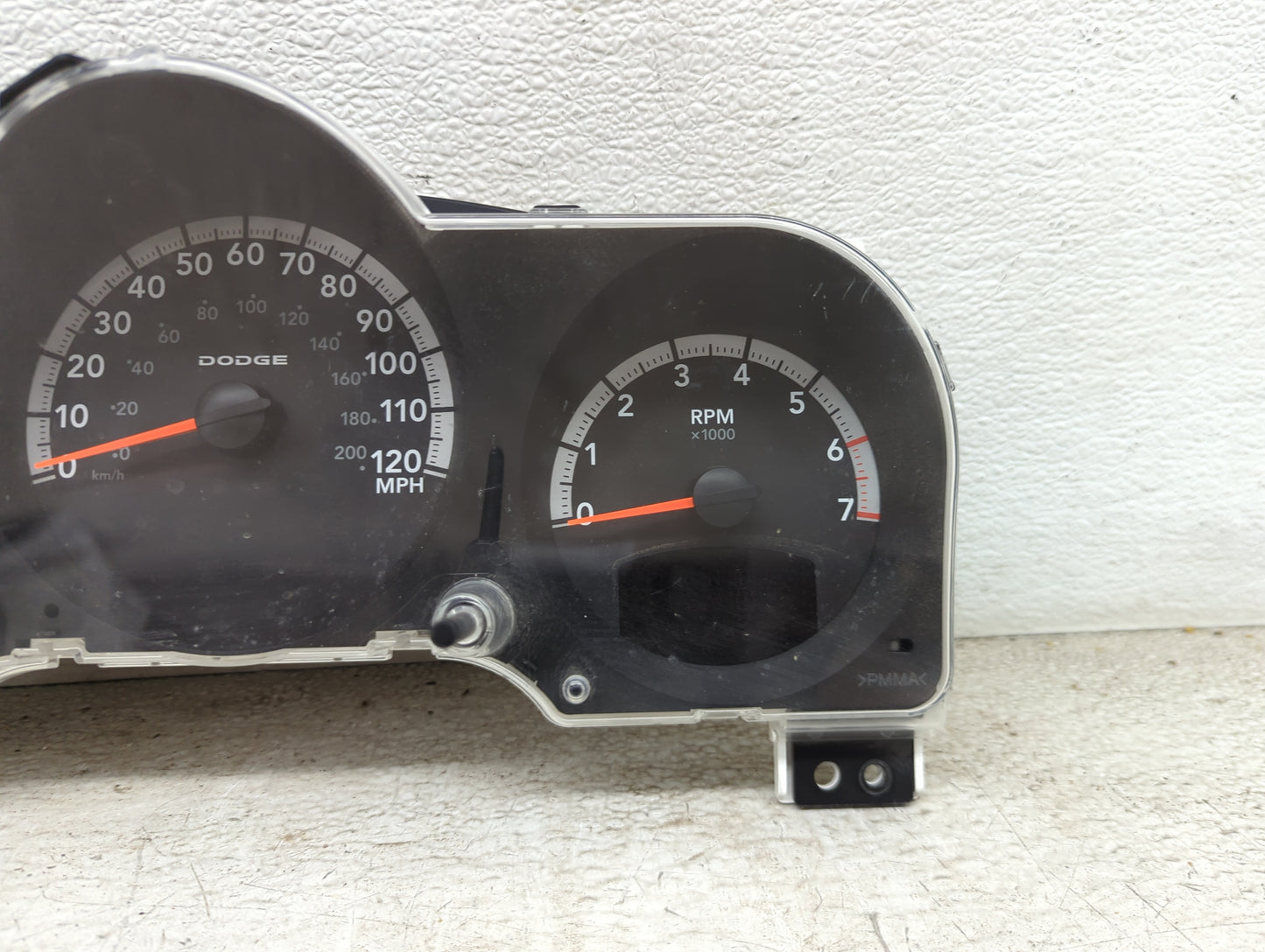 2009 Dodge Nitro Speedometer Instrument Cluster Gauges - Oemusedautoparts1.com