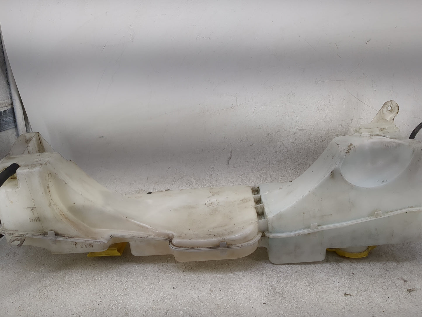 2007-2011 Dodge Nitro Windshield Washer Fluid Reservoir Bottle Oem - Oemusedautoparts1.com
