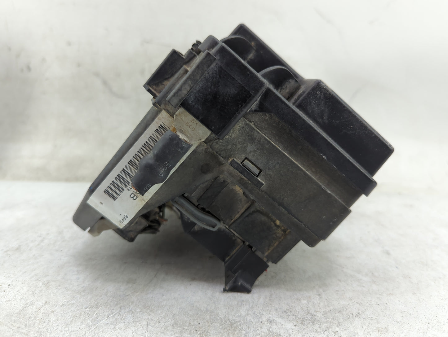 2009-2009 Dodge Nitro Fusebox Fuse Box Relay Module Tipm - Oemusedautoparts1.com