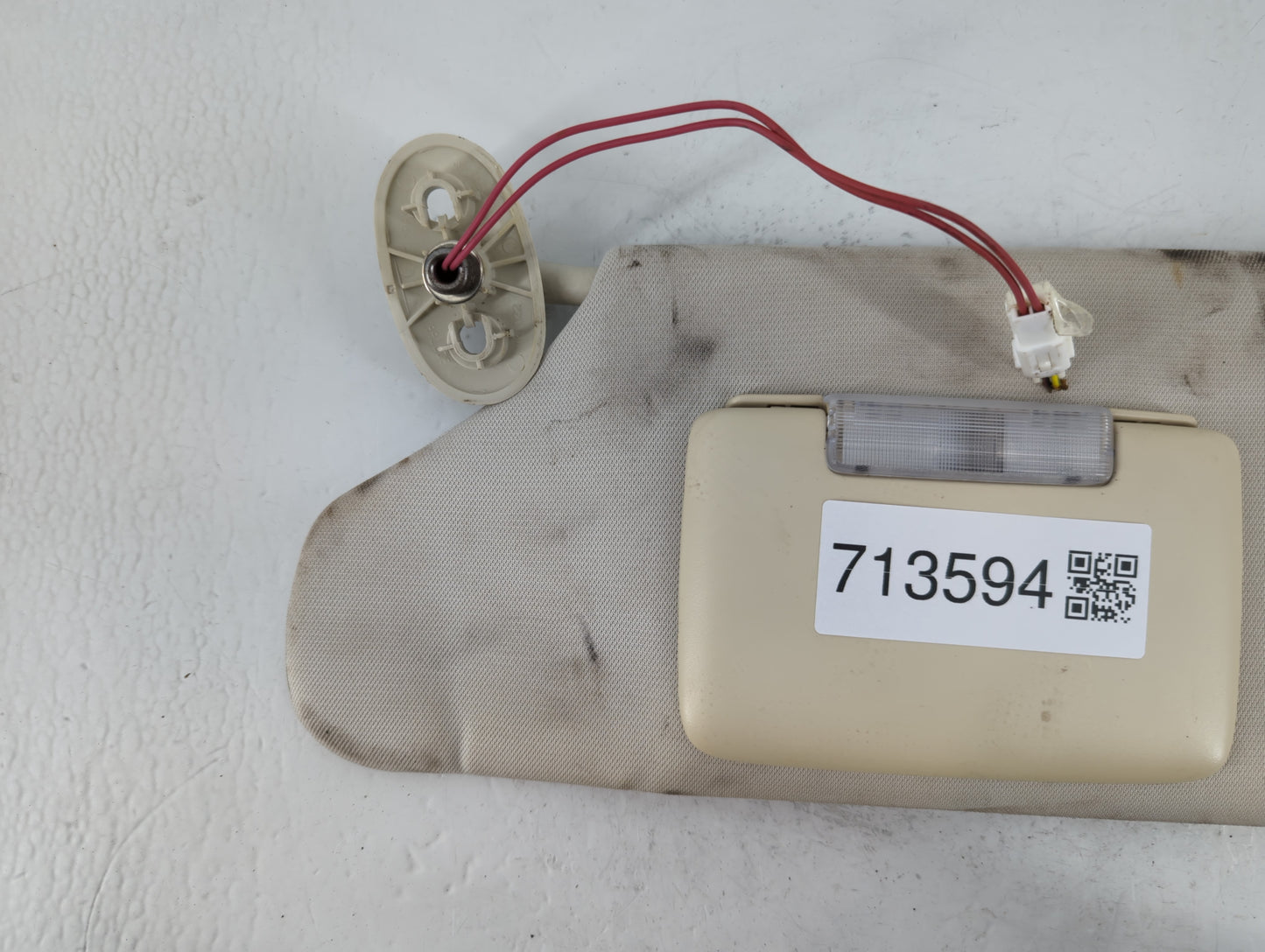 2007-2010 Dodge Nitro Sun Visor Shade Replacement Passenger Right Mirror Fits Fits 2007 2008 2009 2010 OEM Used Auto Parts -