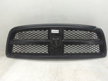 Dodge Ram 1500 Front Grille Bumper Not Included 1069924 - Oemusedautoparts1.com