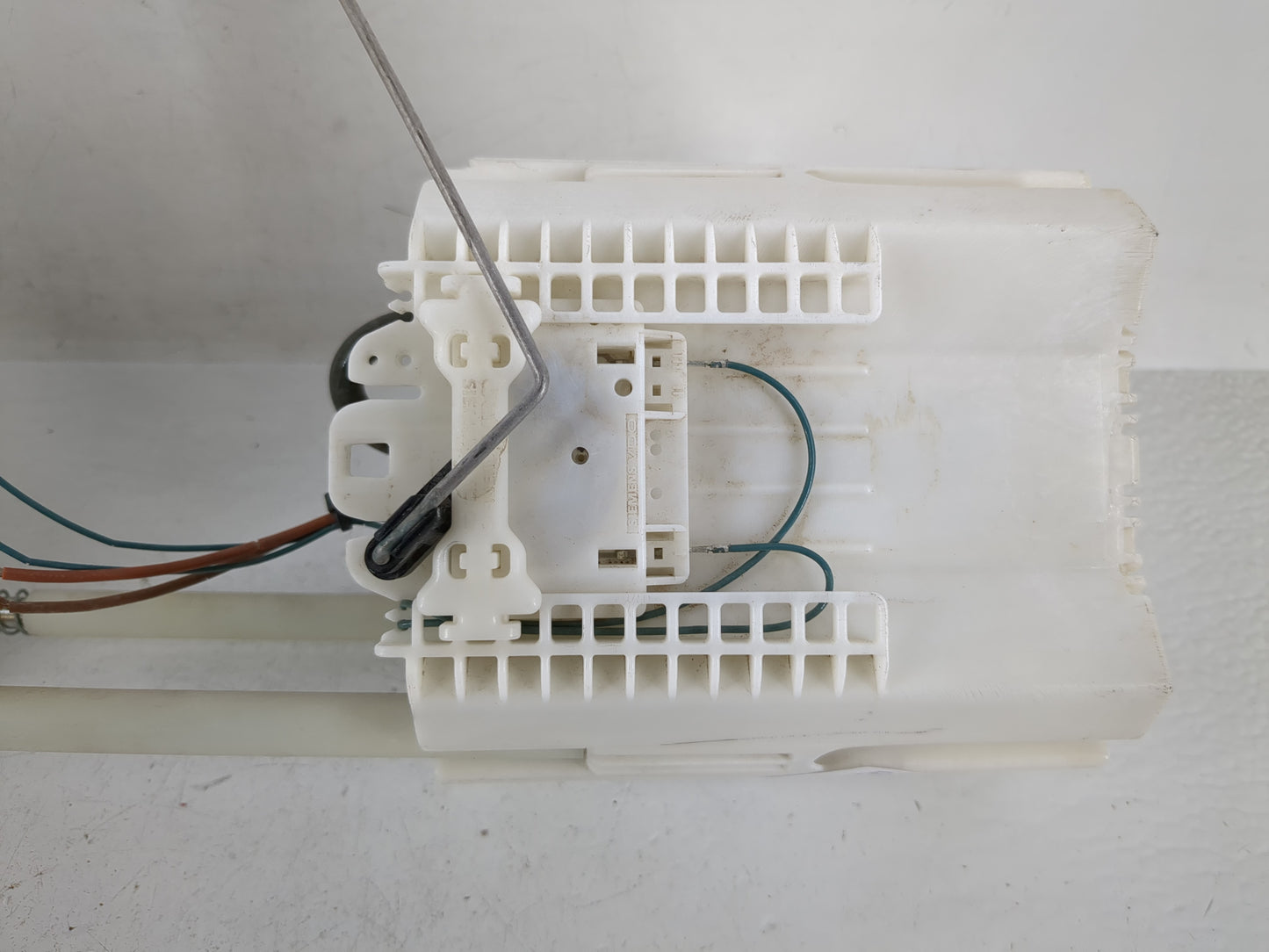 2009-2010 Dodge Ram 1500 Electrical Gas Fuel Pump Assembly - Oemusedautoparts1.com